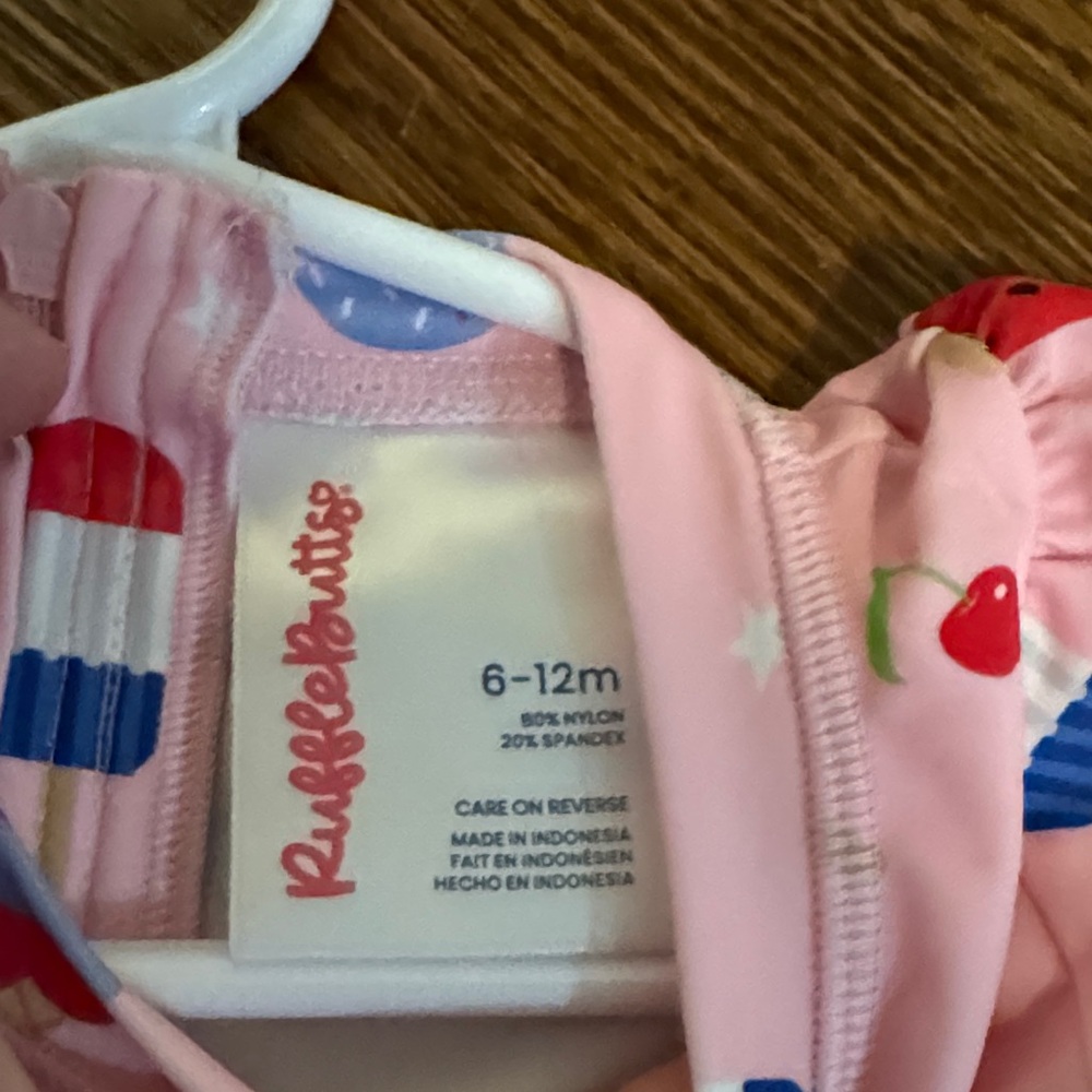Ruffle Butts Pink Rashguard - Picture 2 of 3